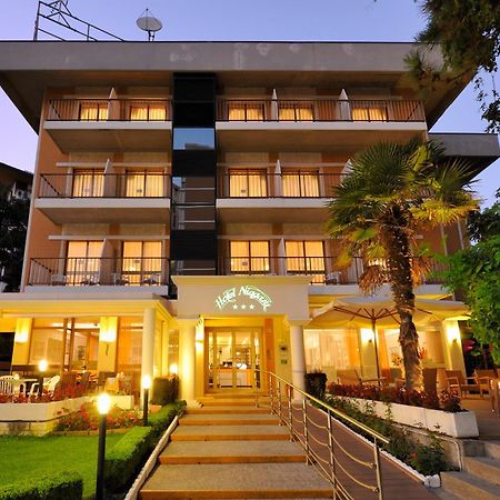 Hotel Niagara Lignano Sabbiadoro Exterior foto